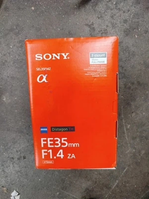 Sony Distagon FE 35mm f/1.4 ZA Full frame E Mount Prime Lens - Image 1 of 3