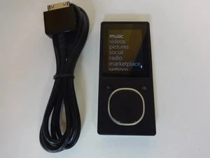 MICROSOFT ZUNE Black 8GB with NEW HARD DRVE & NEW BATTERY - Picture 1 of 4
