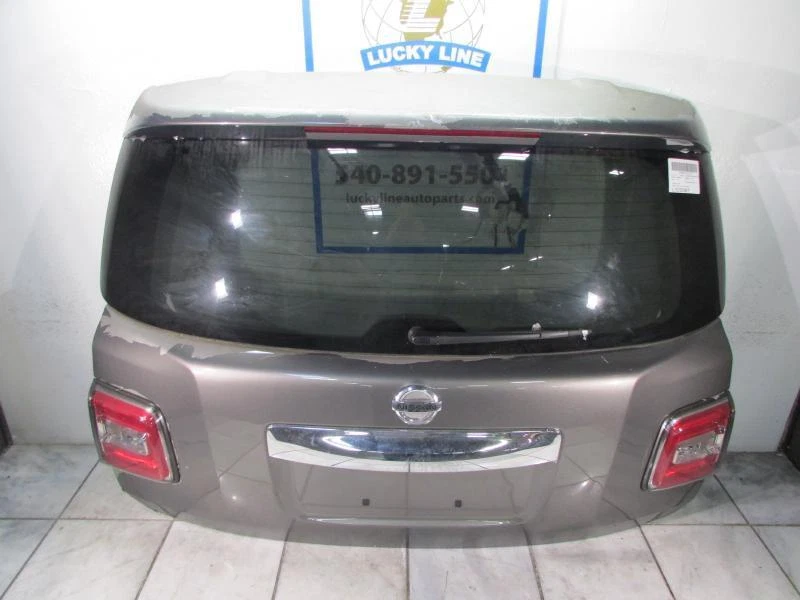 PUERTA TAPA MALETERO NISSAN ARMADA 17 18 19 20 Foto 1 de 4