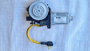 82450-3E000 Original Fensterheber motor vorne lins Kia Sorento l JC - Bild 1 von 3