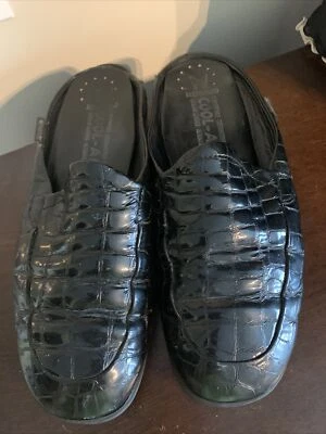 Mephisto Croc Embossed Slides Black patent leather Size 9.5 - Image 1 of 4