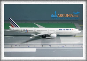 NG Models 1:400 Air France Boeing 777-300ER "Paris 2024 - F-GSQH" 73051 - Picture 1 of 5