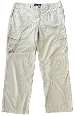Pantalones cargo Under Armour de nailon para hombre talla 40 x 32 caqui Foto 1 de 4