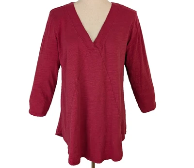 Camiseta túnica pulóver para mujer ModoDoc MED roja cuello en V Foto 1 de 4