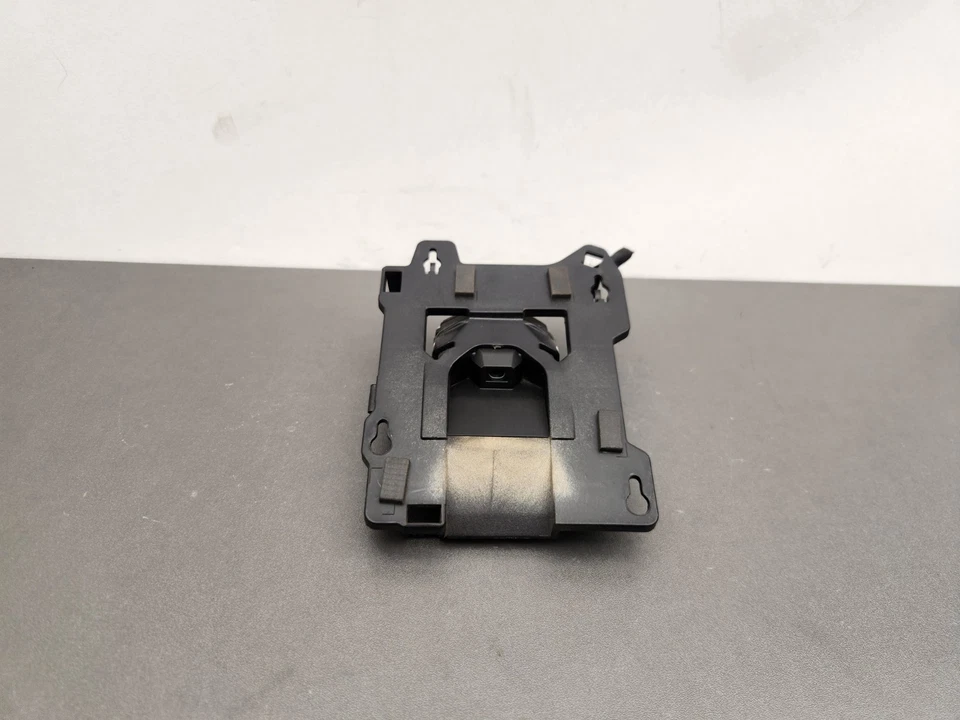 Yukon XL 2015 parabrisas delantero electrónico cámara de asistencia para mantener el carril fabricante original de fábrica Foto 1 de 4