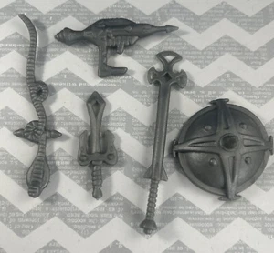 Vintage Imperial Dragons Knights & Dragons Warriors Figure Weapon Parts Lot 1983 - Picture 1 of 7