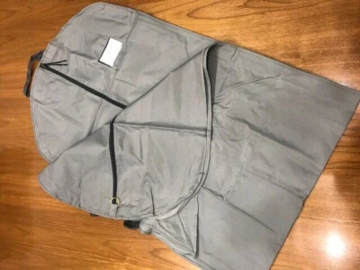 Nuevo TOM FORD Logo Largo Ropa Bata Traje Vestido Viaje/Colgante Bolsa de Almacenamiento Foto 1 de 4