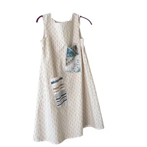 Waise Annie Kleid/Kostüm für Theaterstücke. Gr. 12 selbstgemacht. Baumwolle & Patches weiß - Bild 1 von 2