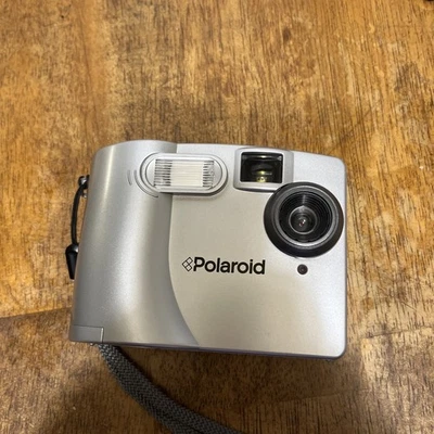 Polaroid PhotoMAX FUN Flash 640 0.4MP Digital Camera Silver Tested Works DIGICAM - Image 1 of 4