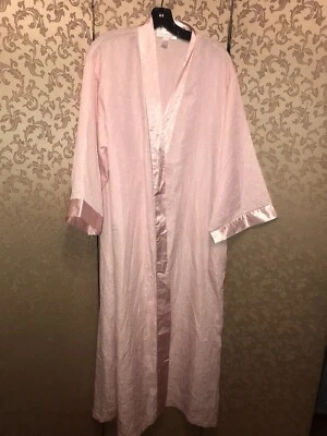 Bata Oscar De La Renta Rosa Etiqueta Bebé Rosa Rosas Floral Repujado Talla XL Foto 1 de 4