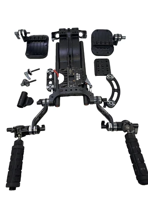 Plataforma de soporte de montaje en hombro RED The CLUTCH Foto 1 de 4