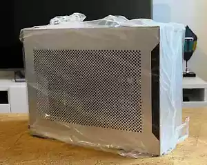 Lian Li x DAN A4-H2O PCIe 4.0 Silver Mini-ITX Computer Case (G99.A4H2OA4.00) H20 - Picture 1 of 8