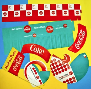 Convoluzione Vecchio COCA COLA Werbeartikel Da 1950er 7 Pezzi Tappi Fahhne Delle - Foto 1 di 1