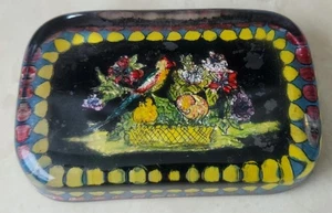 BEAUTIFUL VINTAGE FOIL BIRD SCENE GLASS PAPERWEIGHT - Picture 1 of 7