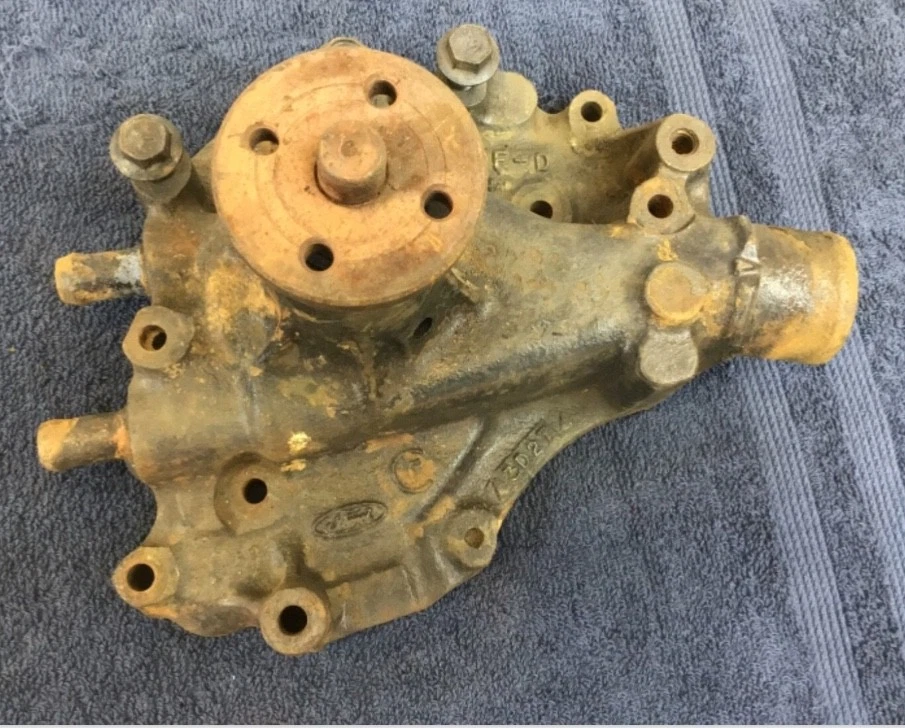 Bomba de agua Ford Mustang Torino Fairlane GT Shelby 351C 351 Cleveland D00E-D 3D27 Foto 1 de 4
