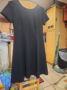 Talbots Größe 8 schwarzes Kleid kniehoch durchgehender Reißverschluss hinten - Bild 1 von 8