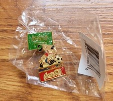 Choose Your Country 1994 FIFA World Cup USA Coca Cola Stryker Mascot Flag Pin