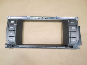 🥇12-13 RANGE ROVER EVOQUE L538 DASH DISPLAY BEZEL TRIM RADIO SWITCH PANEL OEM - Imagen 1 de 15