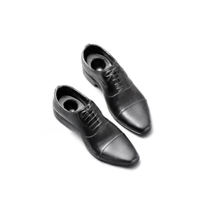 Scarpe da uomo in pelle nera 1/6 modellismo scena oggetti di scena adatti 12" HT figure corpo giocattoli bambola - Foto 1 di 6