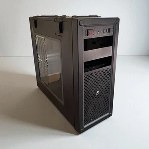 Corsair Vengeance C70 Mid-Tower Gaming Case Gunmetal Black - Picture 1 of 6