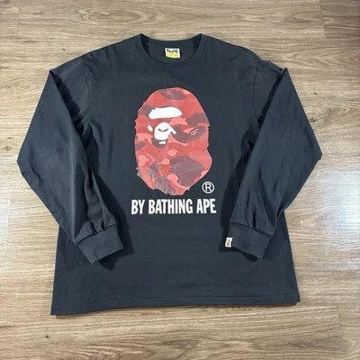 Camiseta de manga larga Bape roja camuflada con logotipo universitario para hombre talla XL Foto 1 de 4