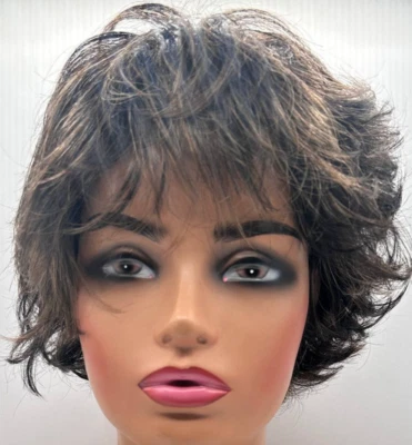 Raquel Welch Voltaje Capa Corta Promedio Tapa Sombreada Iced Java Foto 1 de 4