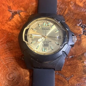 Casio HD Watch Men 42mm Black 2719 MW-600 Gold Dial Date New Battery & Band - Picture 1 of 8