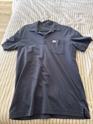 Polo Travis Matthews California para hombre talla mediana Foto 1 de 3