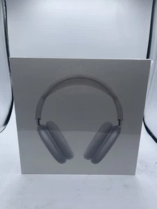 AirPods Max (Silver) -Brand New - Photo 1 sur 3
