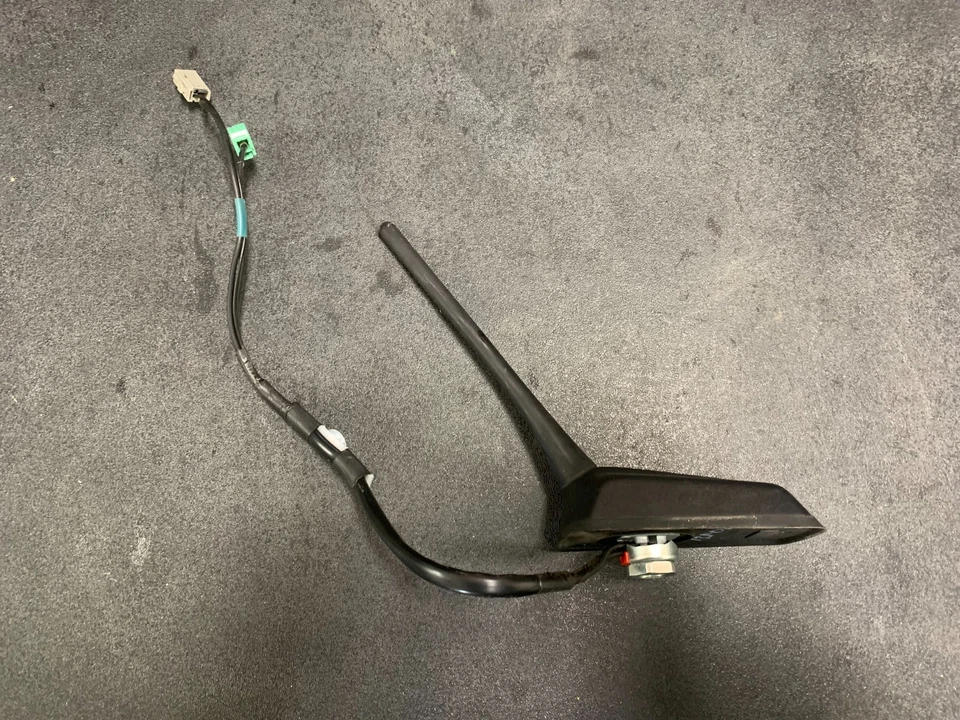 2012-13 SUBARU FORESTER CONJUNTO DE ANTENA DE TETO RÁDIO FABRICANTE DE EQUIPAMENTO ORIGINAL P/N 86321SC700 - Imagem 1 de 4