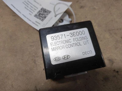 Centralina KIA SORENTO I JC per specchietto sinistro 935713E000 2.5 Diesel 27028402 - Immagine 1 di 2