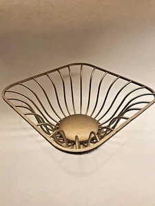 Drahtgeschirr Korb Tisch Obst Deko Golddraht Küchendeko Esszimmer Metall - Bild 1 von 9