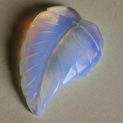 38mm Hand carved crystal white opalite leaf pendant bead for necklace - Image 1 of 4
