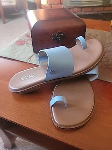 MICHAEL KORS AUGUST FLAT TOE RING SANDALS LEATHER UPPER, SZ. 9 BABY BLUE. NEW! - Picture 1 of 10