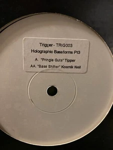 Tipper / Kosmik Neil – Pringle Guts / Bass Shifter 12" Vinyl Single UK 2003 VG+ - Picture 1 of 3