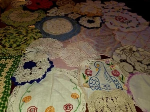 GB1 GRABAG 30 PIEZAS TAPETES ARTESANALES VINTAGE EL PERFECTO SHABBY CHIC - Imagen 1 de 9