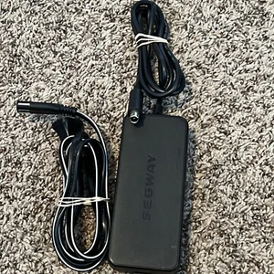 Caricabatteria OEM 71W 42V 1.7A BCTA714201700 per scooter elettrico Segway Ninebot - Foto 1 di 2