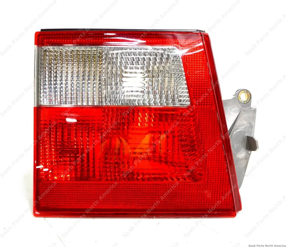 Genuine Saab Left Taillight For 2003-2006 Saab 9-5 5404645-AB - Image 1 of 1