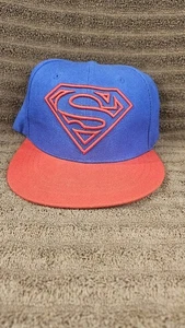 Superman BallCap SnapBack ajustable rojo/azul seis banderas Texas OSFM DC cómics foto - Imagen 1 de 6