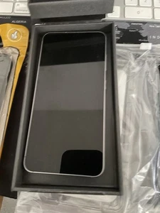 Samsung Galaxy S25 Argent - 256 Go - NEUF boîte ouverte - Photo 1 sur 2