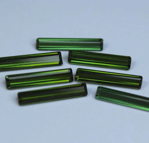 1Turmaline Grün ( VVS ) Baguette 15x3mm!  - Bild 1 von 1