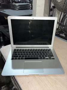 APPLE MACBOOK AIR 13.3" 2017 I5 5350U 1.80GHZ 4GB RAM MQD32LLA NO HD' - Foto 1 di 6