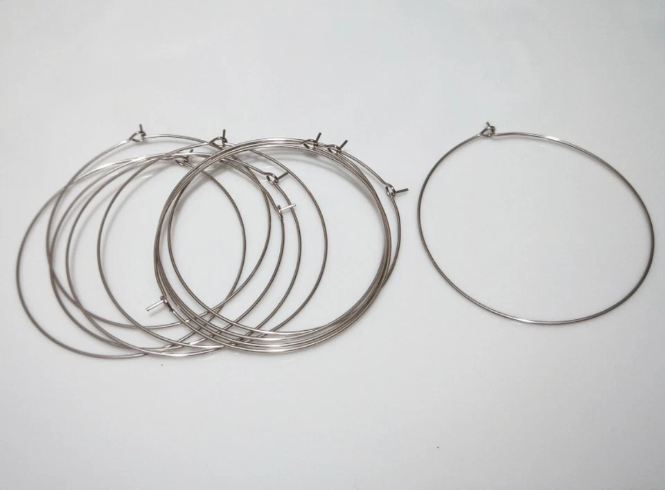 10pz basi orecchini cerchio in acciaio inox colore argento scuro 50mm bijoux - Immagine 1 di 1