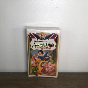 Disney Snow White And The Seven Dwarves Masterpiece VHS Collectible Movie Sealed - Picture 1 of 14