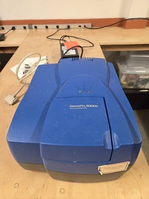 Axon Instruments GenePix 4000B Sistema di scansione MicroArray - Immagine 1 di 4
