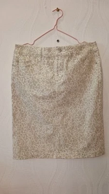 NYDJ Animal Print Beige Blanco Falda Lápiz Talla 10 Lift Tuck Hecha en EE. UU. Foto 1 de 4