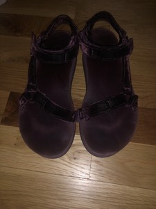 teva flatform universal velvet