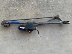 2000-2006 SILVERADO / SIERRA/Tahoe WIPER MOTOR TRANSMISSION LINKAGE PN# 15745508 - Picture 1 of 6