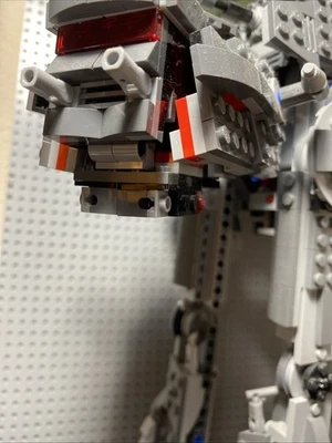 First Order Heavy Assault Walker Set 75189 Not fully complete missing some parts - Image 1 of 4