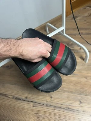 Sandalia Gucci Slide con tela de goma negra talla 7 Foto 1 de 4